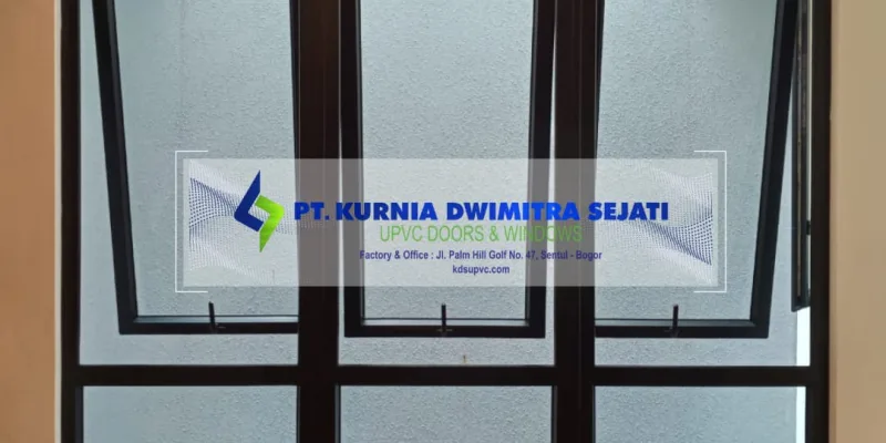 jendela jungkit 3 daun UPVC